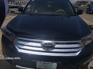 Toyota Highlander 2012 Black
