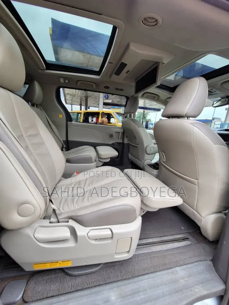 Toyota Siena 2013 for Hire
