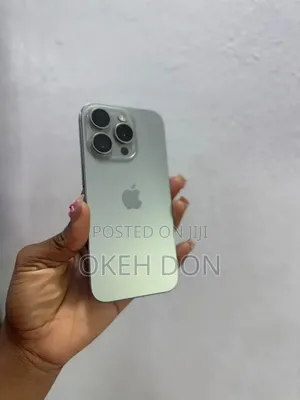Apple iPhone 15 Pro 256 GB Gold
