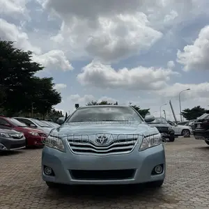Toyota Camry 2010