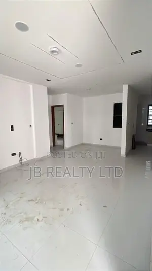 2bdrm Apartment in Harris Drive Vgc, Lekki for rent