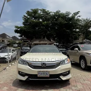 Honda Accord 2013 Gold