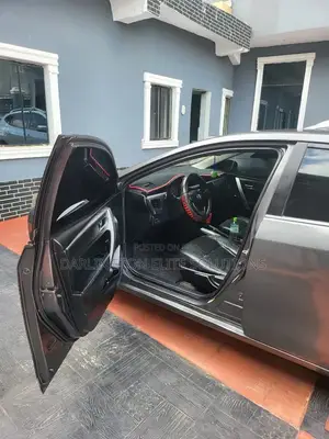Toyota Corolla 2016 Gray