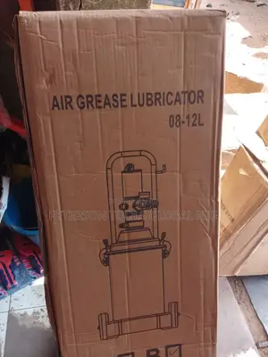 High Pressure Pneumatic Air Grease Lubricator 12l