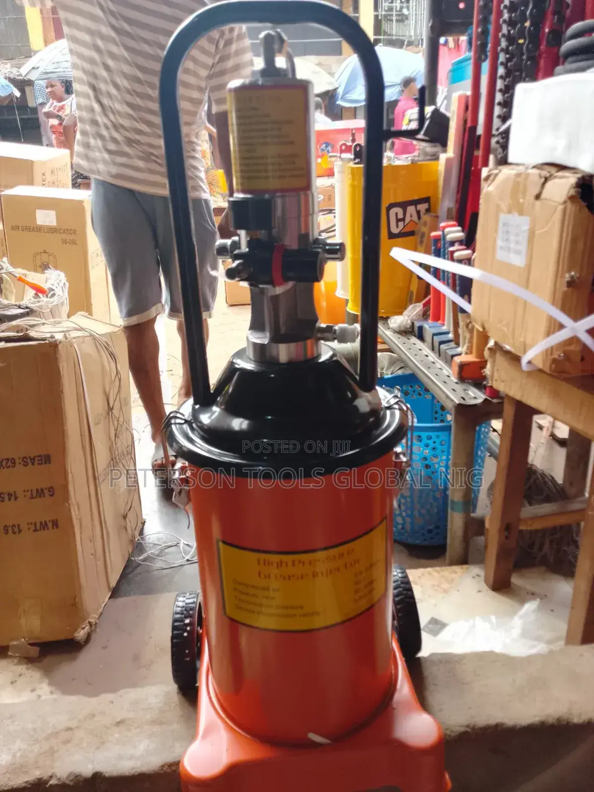 High Pressure Pneumatic Air Grease Lubricator 12l