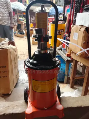 High Pressure Pneumatic Air Grease Lubricator 12l