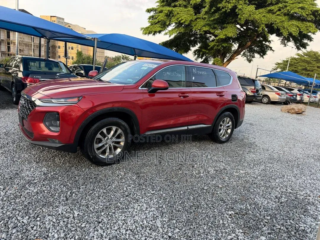 Hyundai Santa Fe 2019 Red