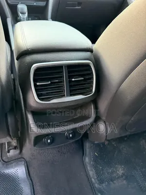 Hyundai Santa Fe 2019 Red