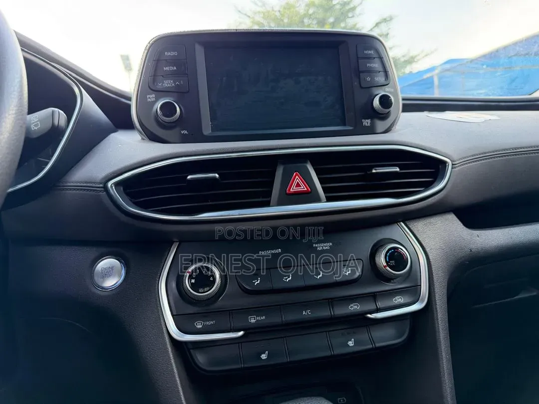 Hyundai Santa Fe 2019 Red