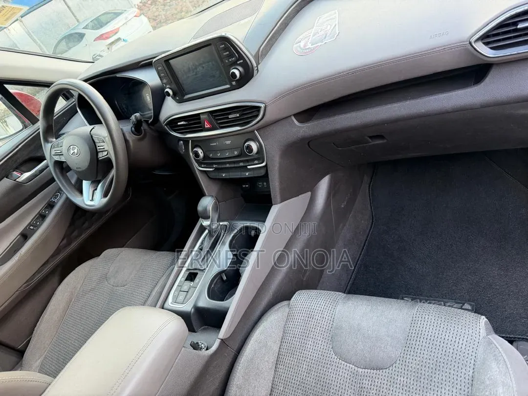 Hyundai Santa Fe 2019 Red
