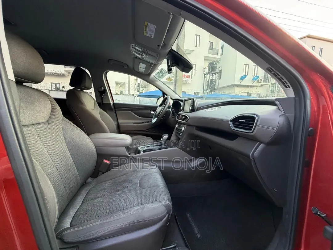 Hyundai Santa Fe 2019 Red