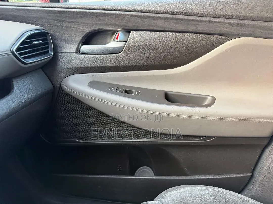 Hyundai Santa Fe 2019 Red