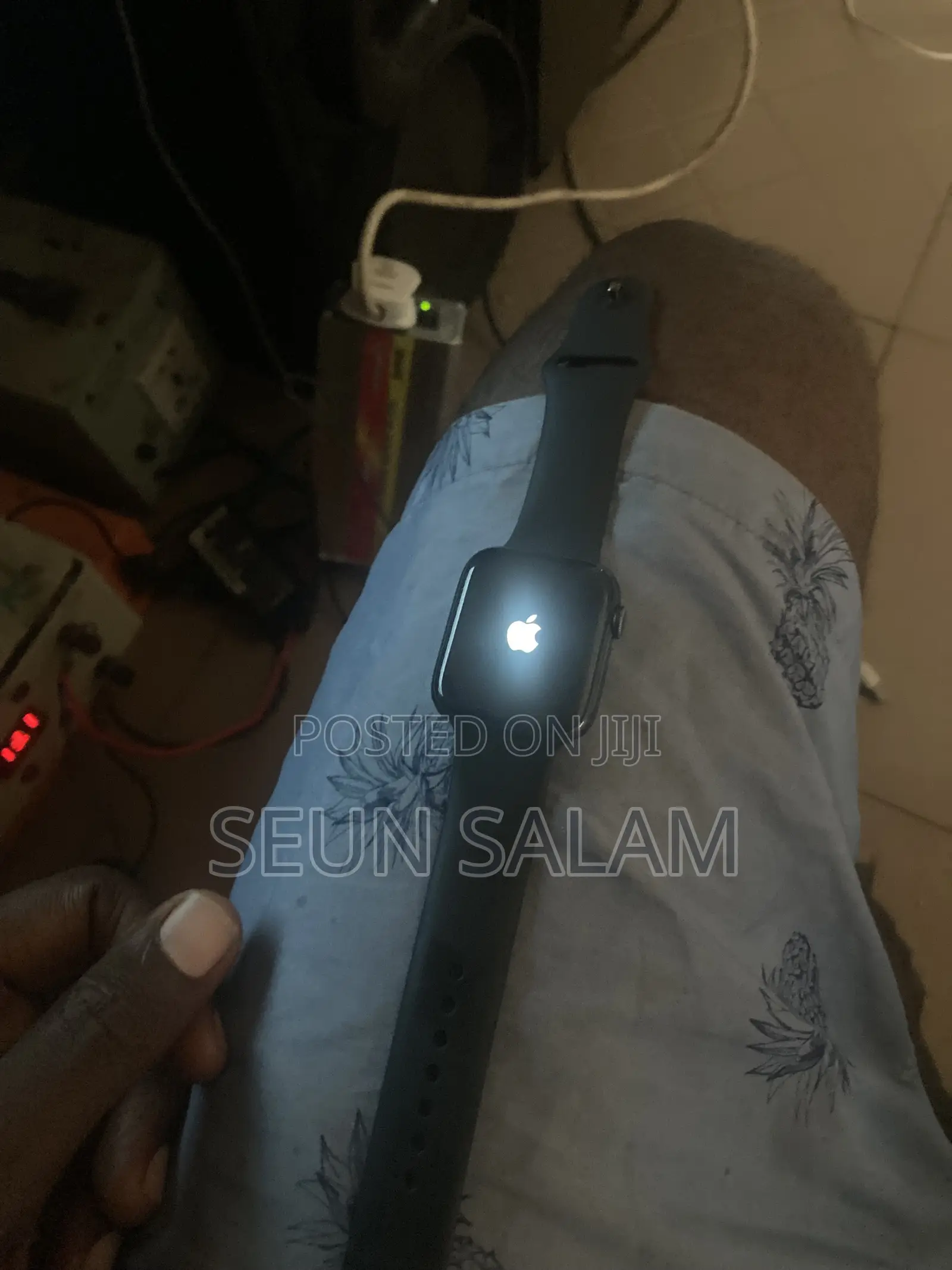 iPhone Watch Series 5