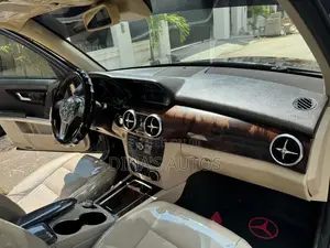 Mercedes-Benz GLK-Class 2013 Blue