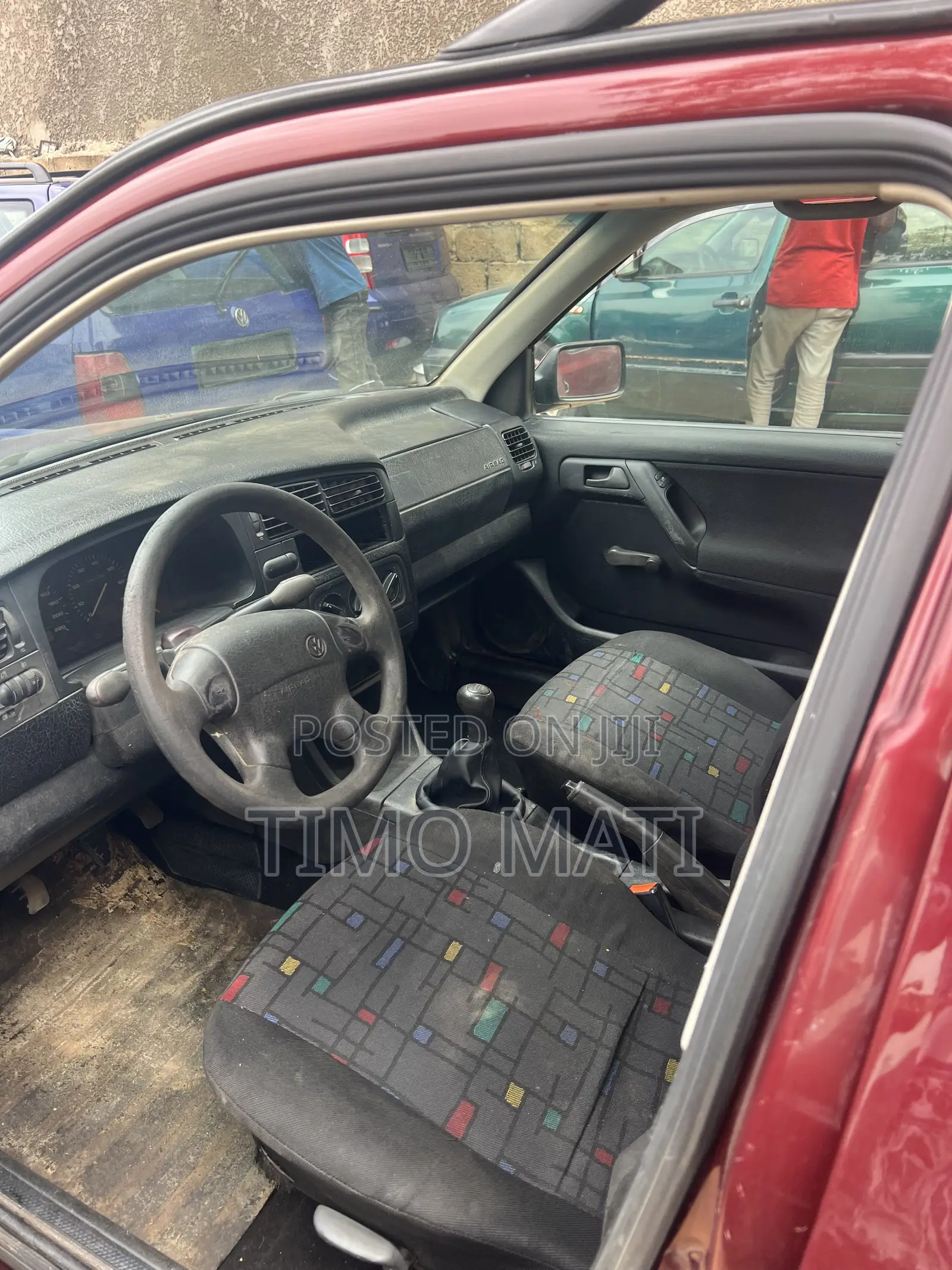 Volkswagen Golf 2004 Maroon