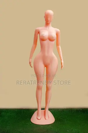 Tiny Waist Big Hips Faceless Female Mannequin