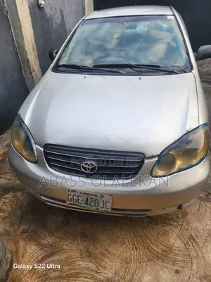 Toyota Corolla 2004 Silver
