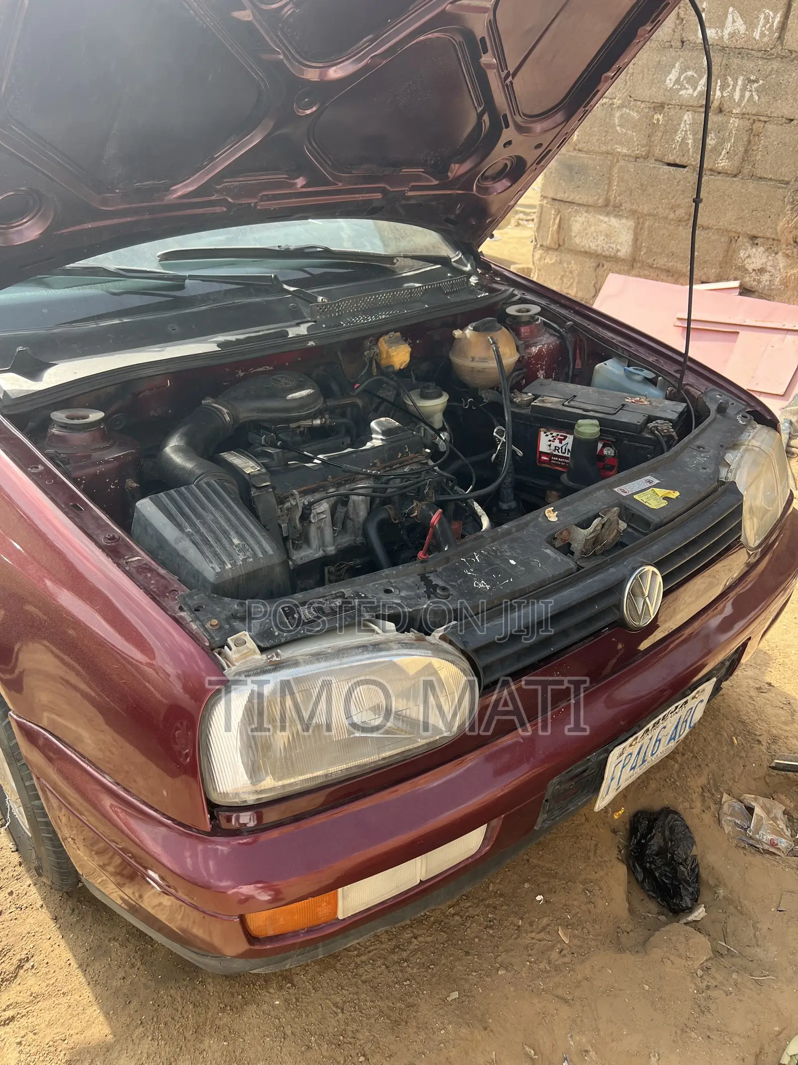 Volkswagen Golf 2003 Maroon