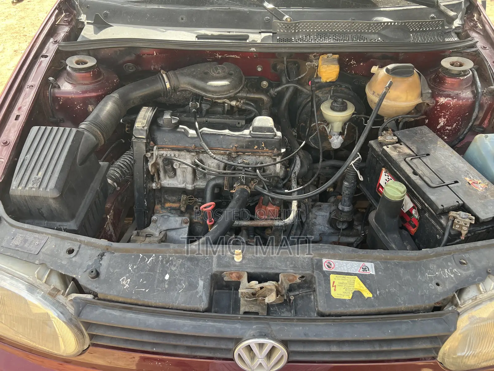 Volkswagen Golf 2003 Maroon