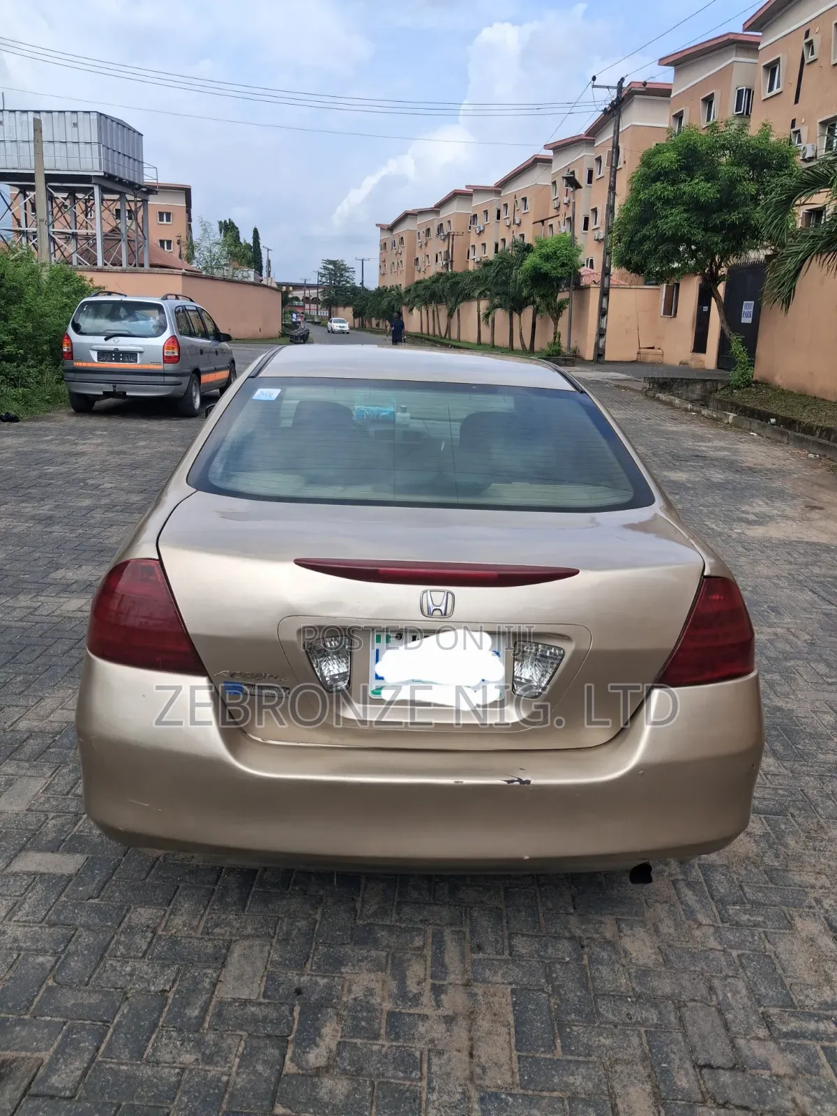 Honda Accord 2007 Gold