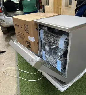 Maxi Dishwasher (12 Place Dishwasher)