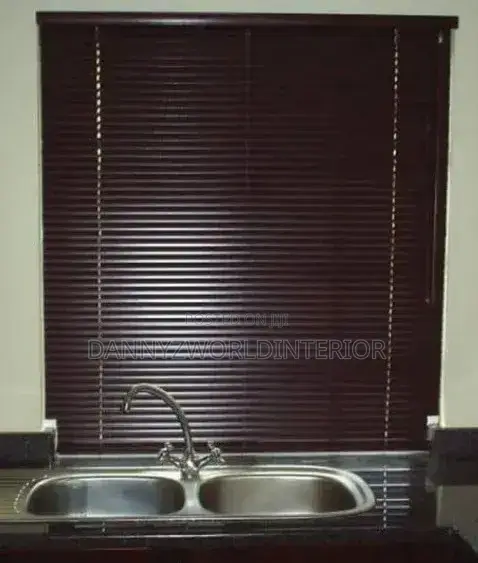 Vanetian Window Blind