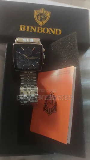 Analog Chronograph Watch