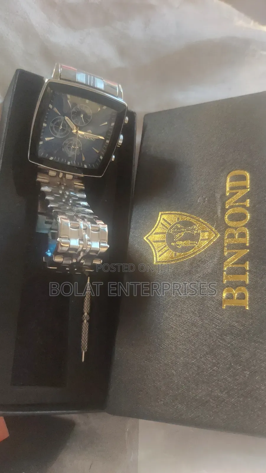 Analog Chronograph Watch