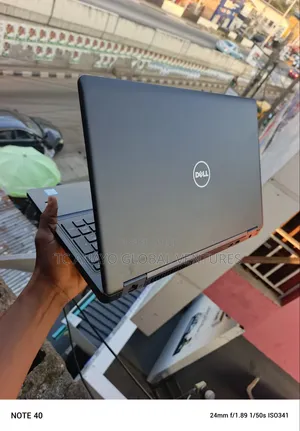 Laptop Dell Latitude 15 5580 8GB Intel Core i7 SSD 256GB