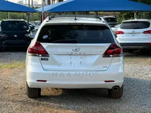 Toyota Venza XLE 2013 White
