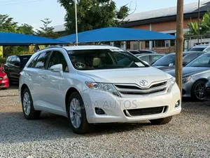Toyota Venza XLE 2013 White
