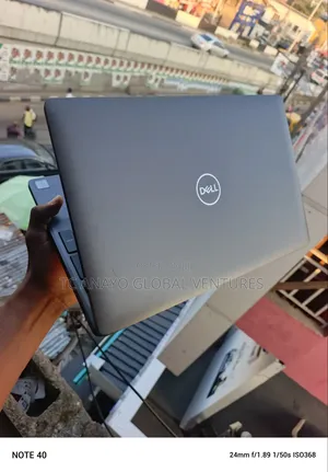 Laptop Dell Latitude 5500 8GB Intel Core i5 SSD 256GB