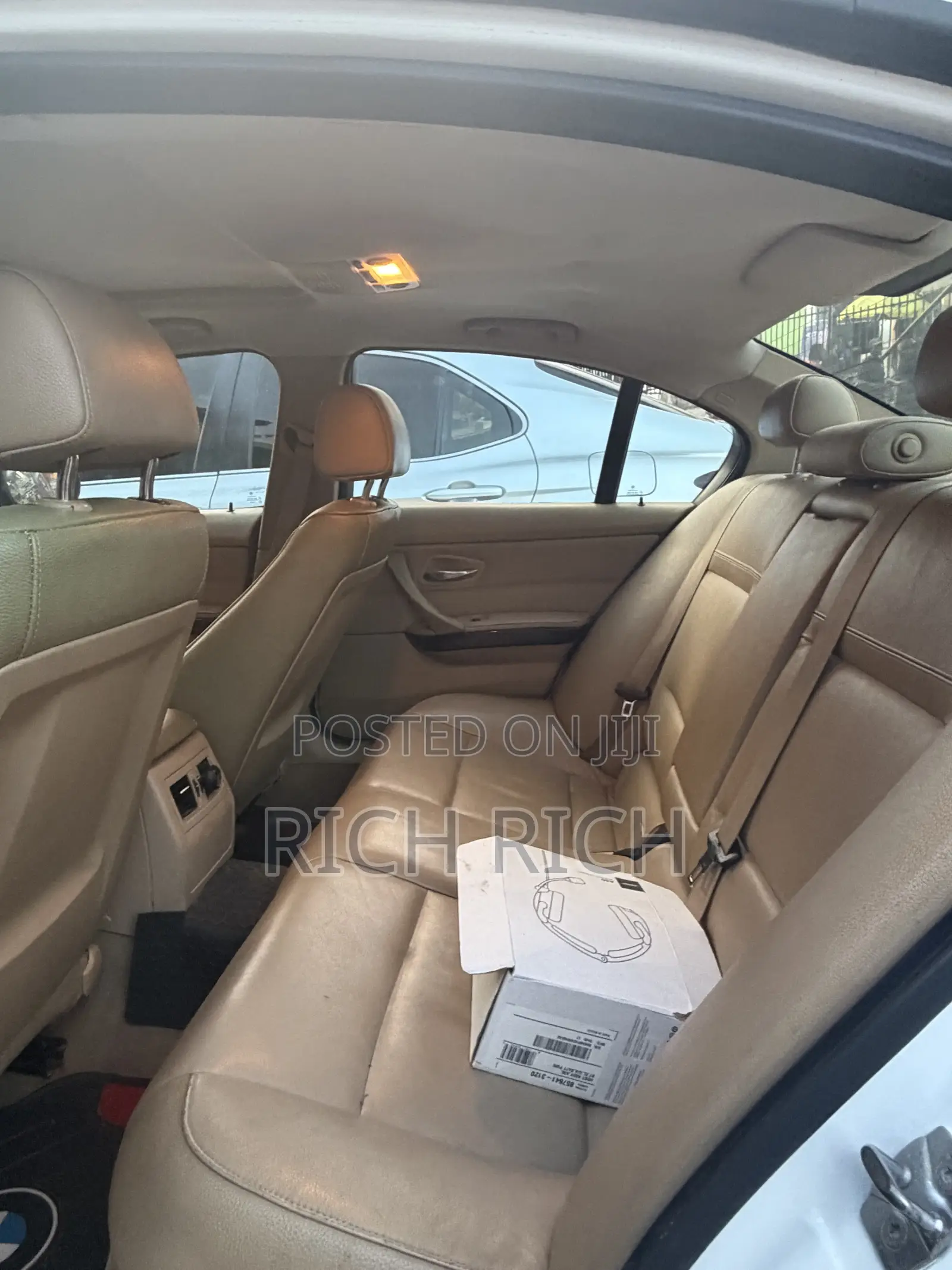 BMW 328i 2010 White