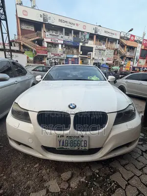 BMW 328i 2010 White