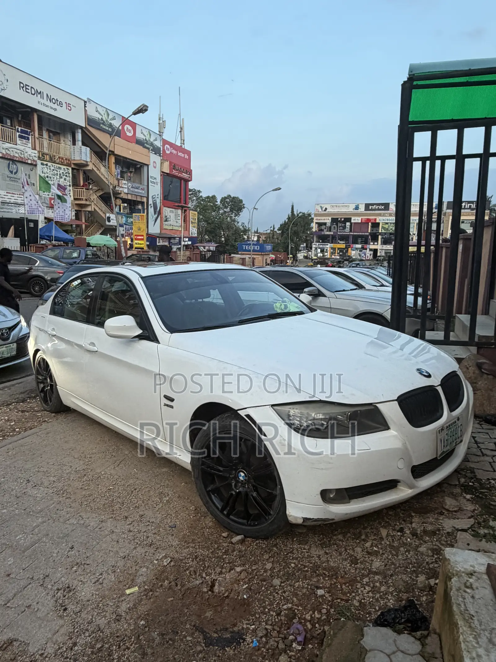 BMW 328i 2010 White