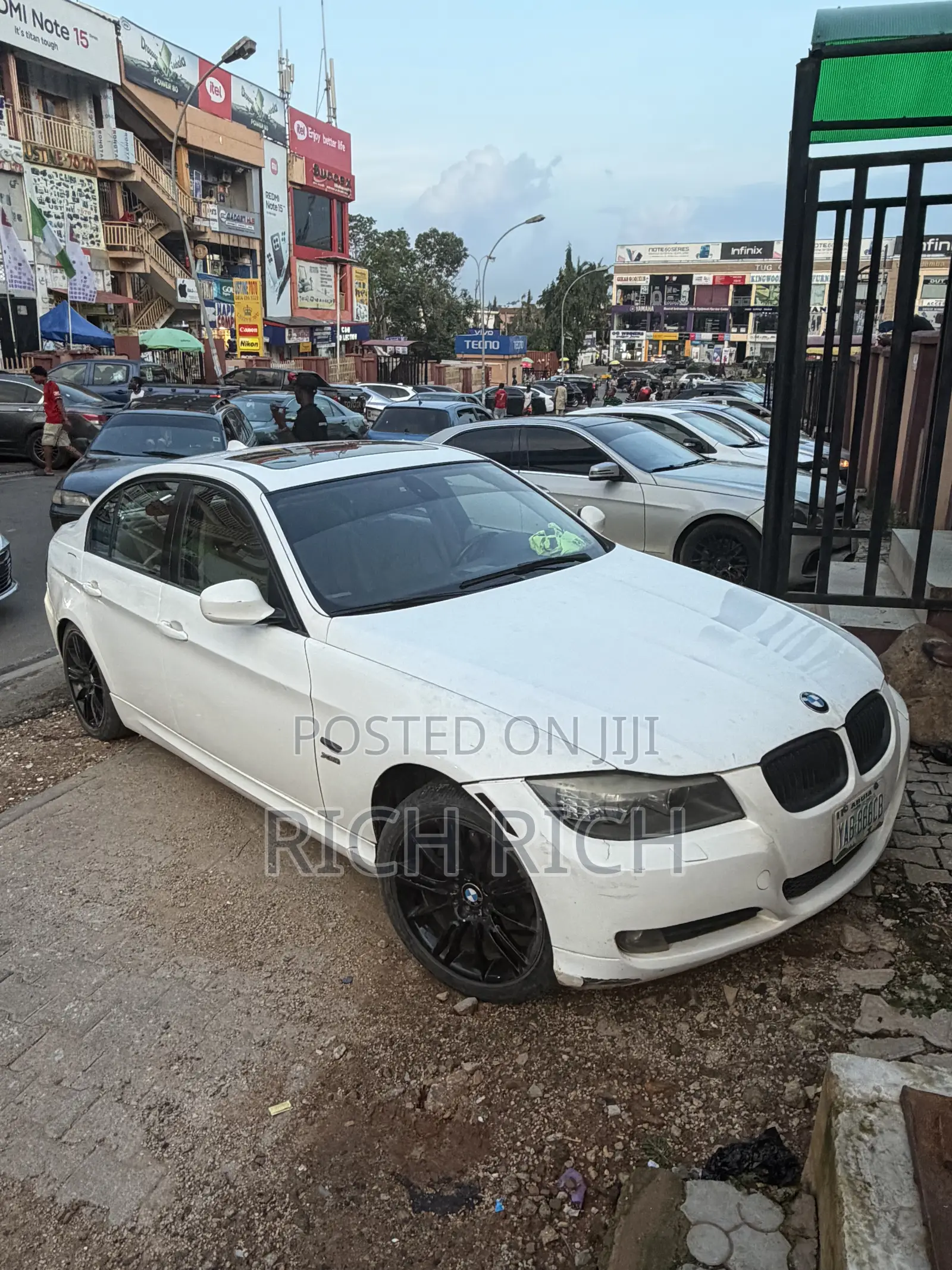 BMW 328i 2010 White