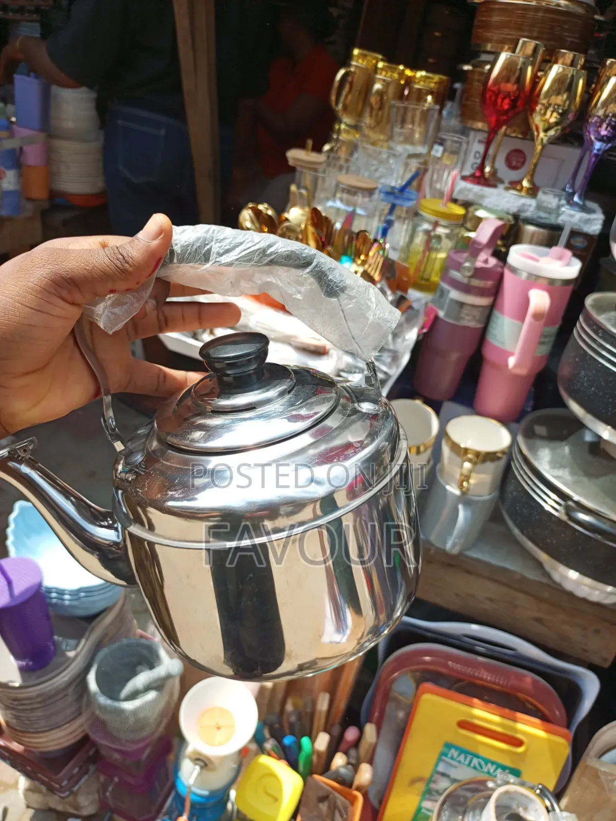Quality 4 Liters Kettle