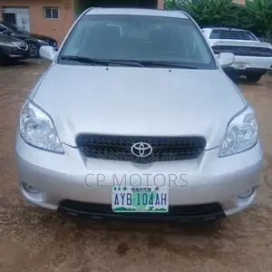 Toyota Matrix Hatchback AWD (1.8L 4cyl 4A) 2006 Silver