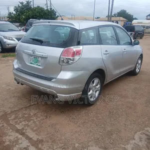 Toyota Matrix Hatchback AWD (1.8L 4cyl 4A) 2006 Silver