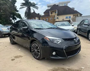 Toyota Corolla S 4dr Sedan (1.8L 4cyl CVT) 2015 Black