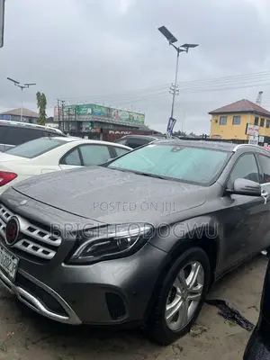 Mercedes-Benz GLA 250 2015 Gray