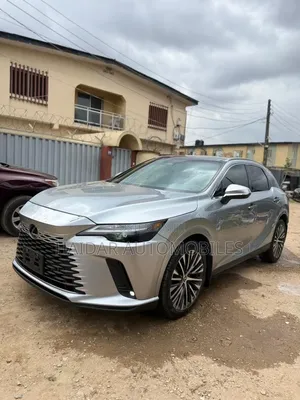 Lexus RX 350 Premium AWD 2026 Gold
