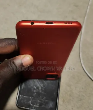 Samsung Galaxy A12 128 GB Red