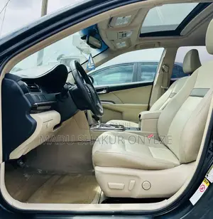 Toyota Camry XLE V6 4dr Sedan (3.5L 6cyl 6A) 2013 Gray