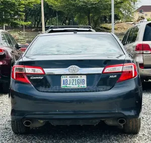 Toyota Camry XLE V6 4dr Sedan (3.5L 6cyl 6A) 2013 Gray