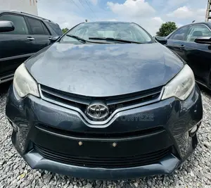 Toyota Corolla LE 4dr Sedan (1.8L 4cyl CVT) 2014 Gray