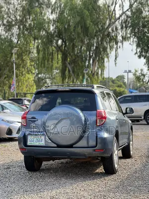 Toyota RAV4 V6 2007 Blue