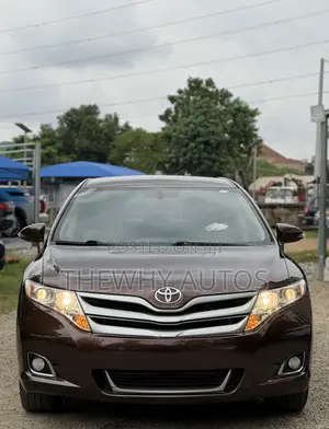 Toyota Venza XLE AWD V6 2013 Brown