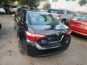 Toyota Corolla 2017 Black