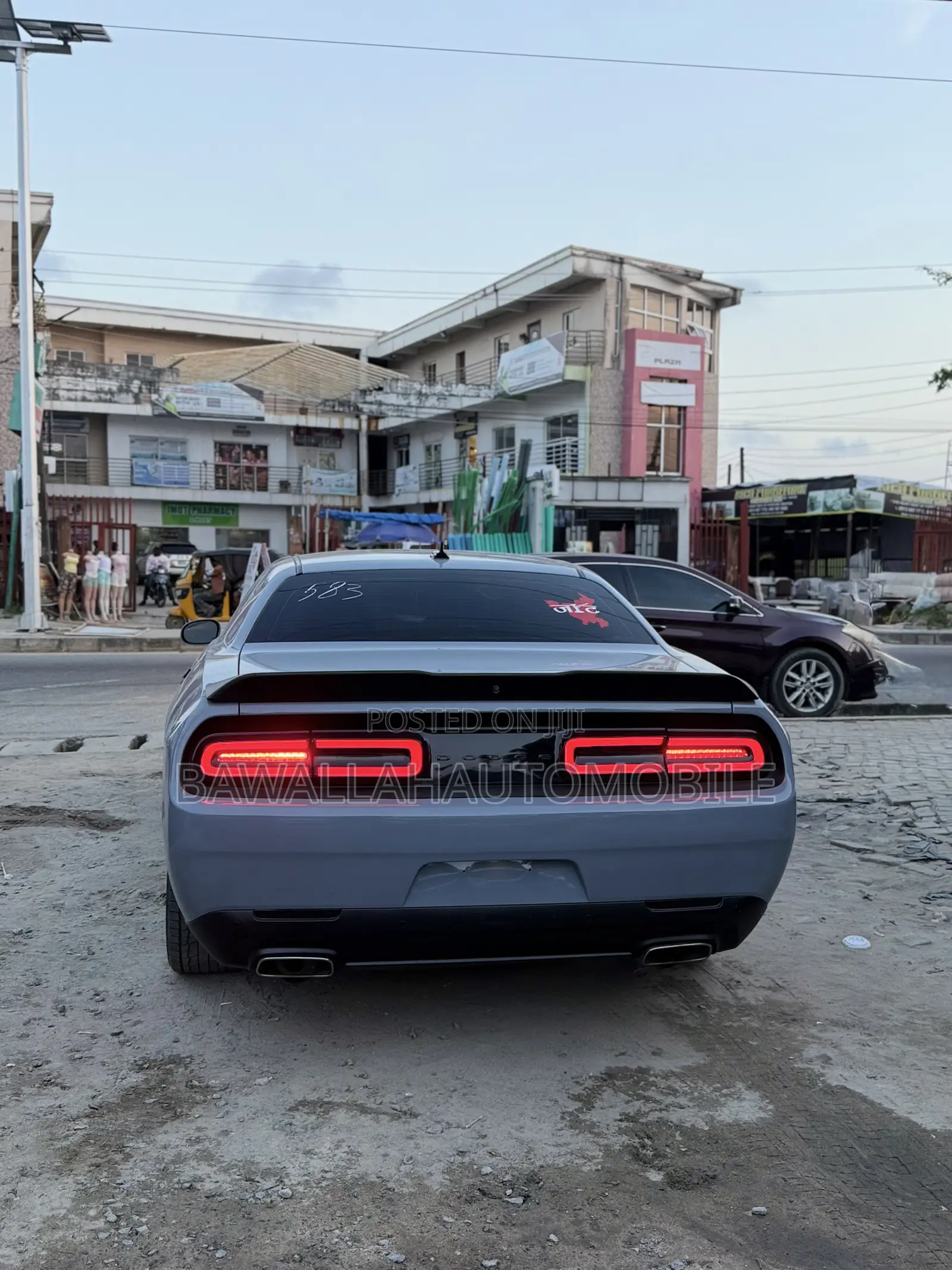 Dodge Challenger 2023